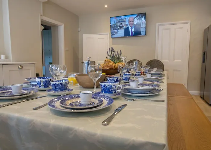 Hall 20 * Upper Helmsley