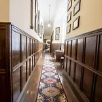 Hall 20 度假居 *